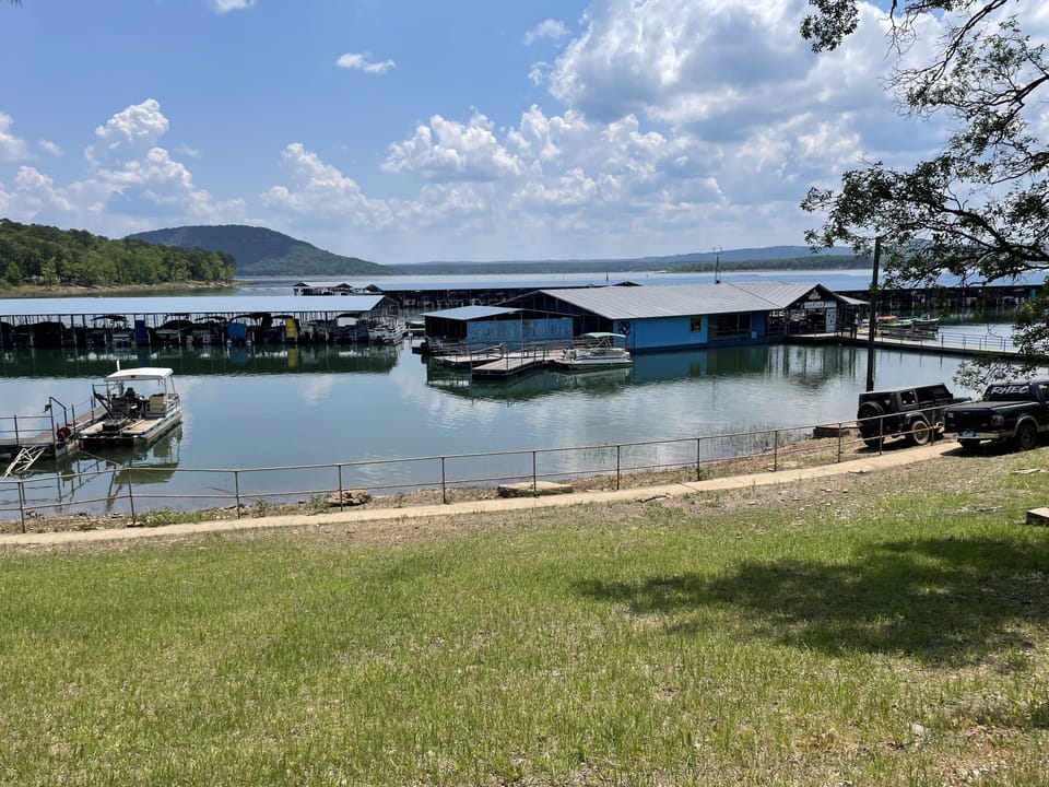 Beautiful Greers Ferry Lake!