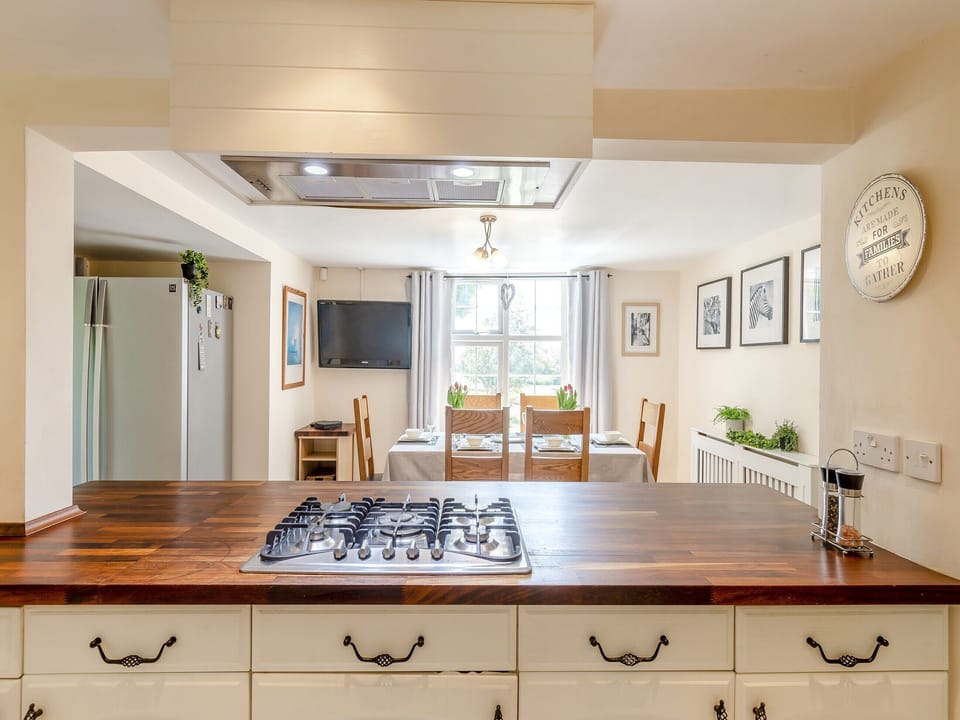 Kitchen/diner | Oakdale Lodge, Hopwood, Nr Alvechurch