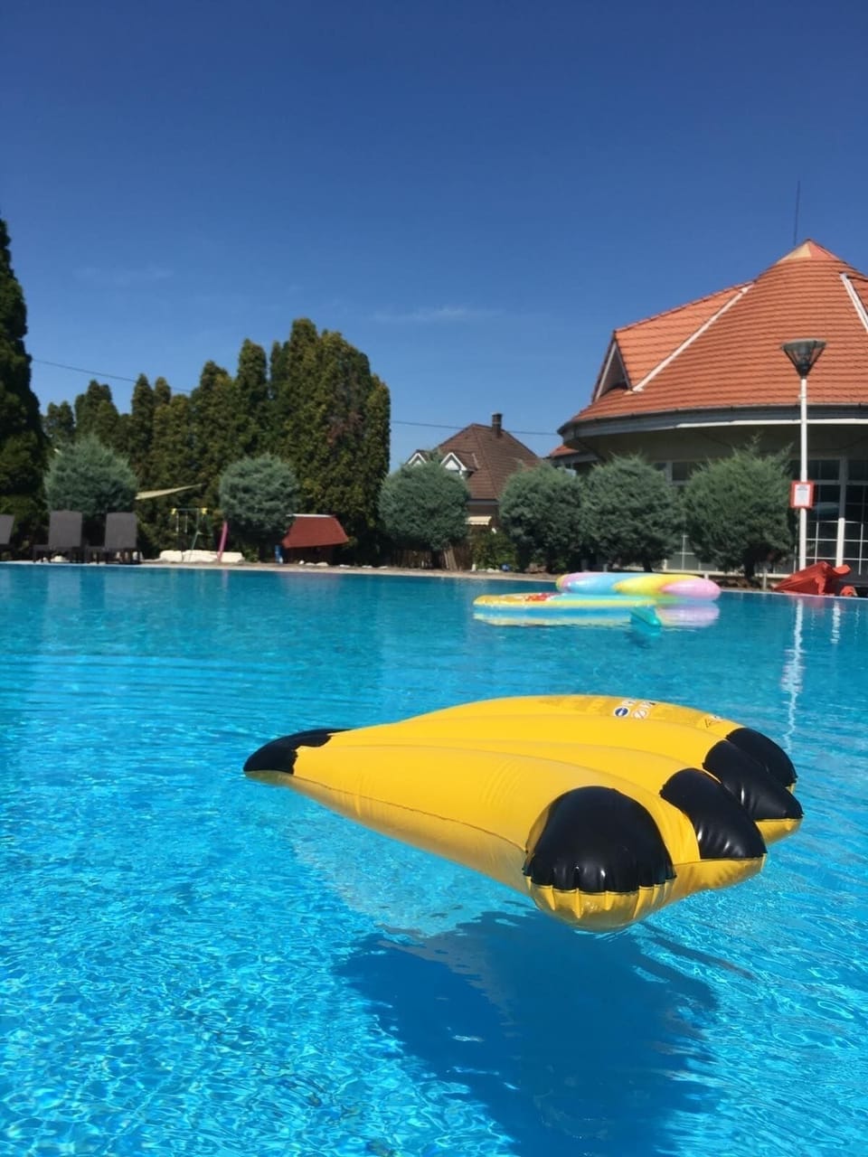 Pool (1)