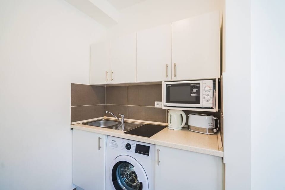 Kitchen (4)