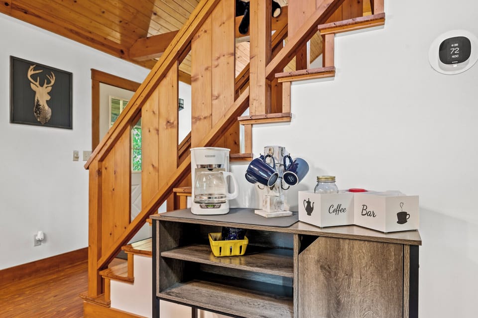 Bear Tracks Lodge's coffee area