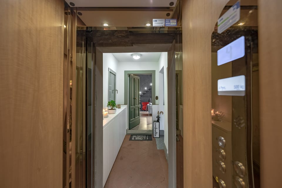 Guests have exclusive access by lift to the apartment on the 4th floor
