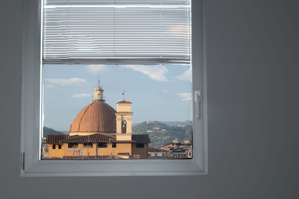 Views on to San Lorenzo church (window in the living room)