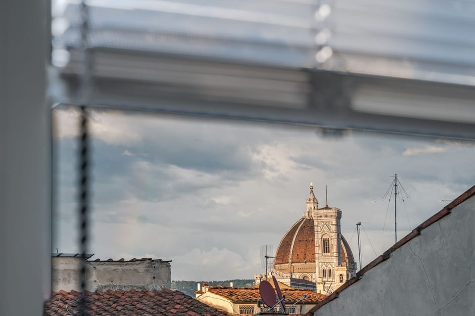 Views on to the Duomo (window in the living room)