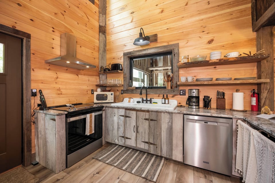 The kitchen comes fully stocked for all your needs.