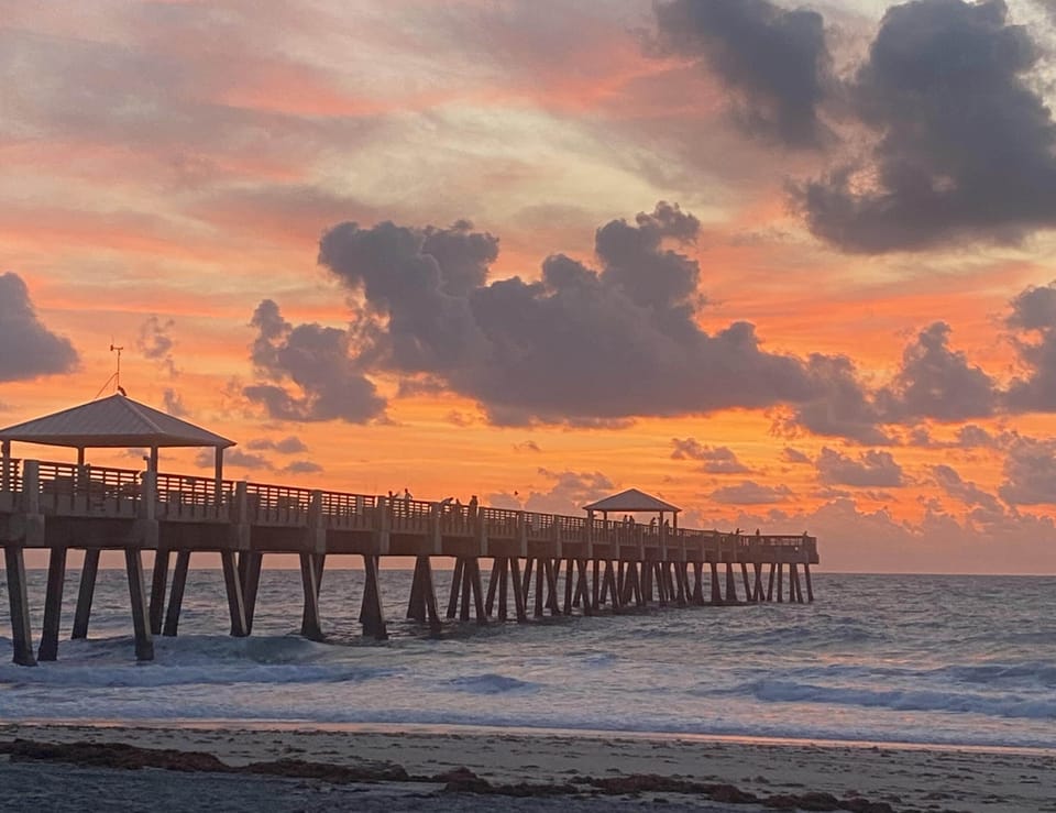 Sunrise @ Juno Pier...easy walking distance from the home.