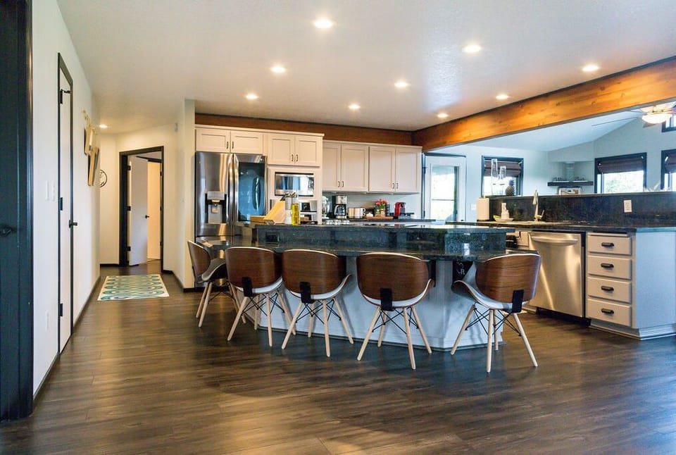 Breakfast Bar