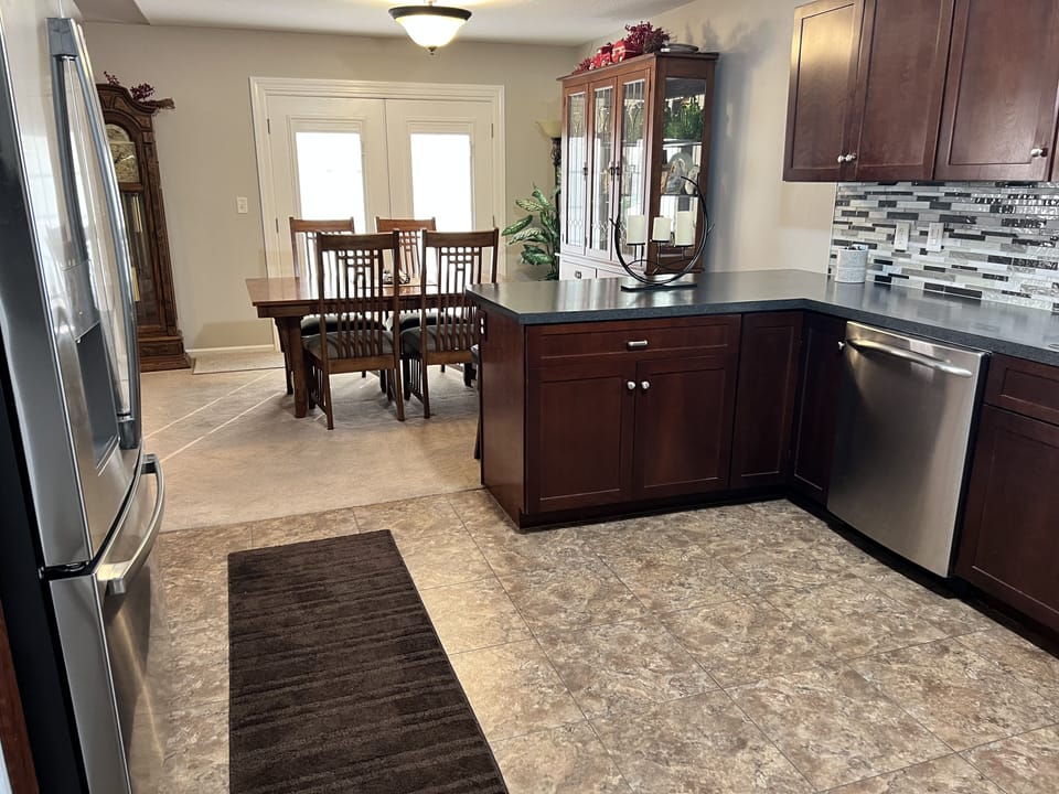 Full size dishwasher 