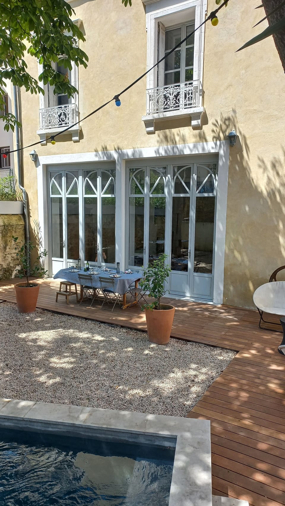 Outdoor dining