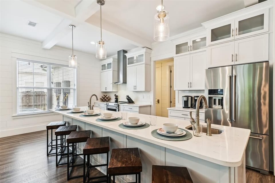 Expansive 1st Floor Kitchen