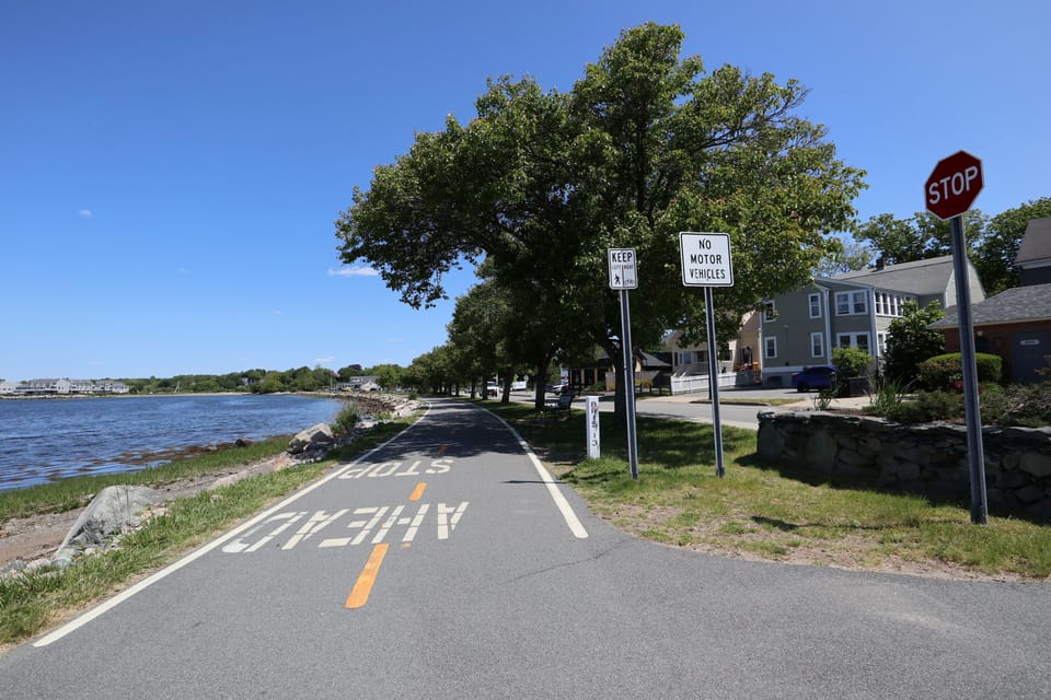 Start of bike path 