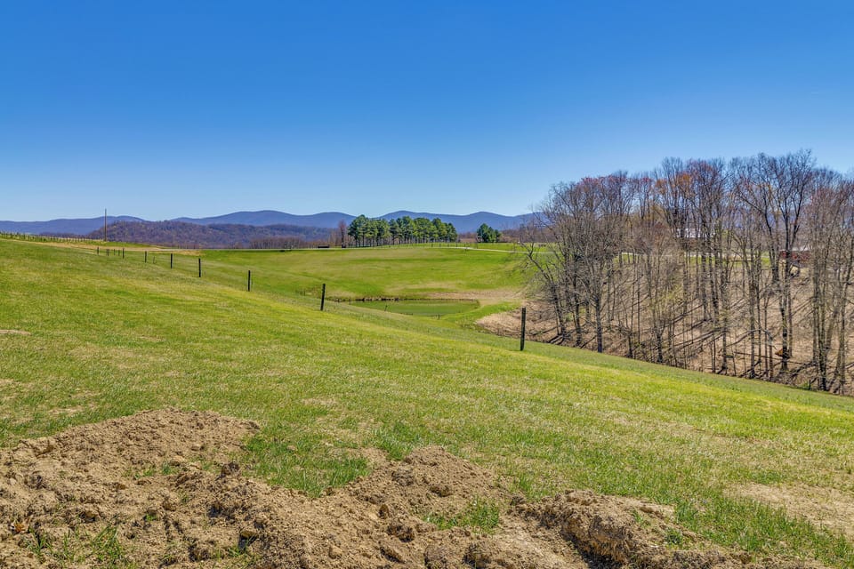 Nearby Fishing Pond | Mountain Views