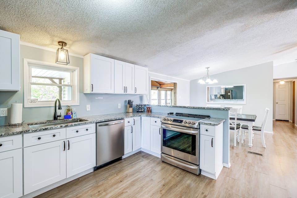 Kitchen | 2nd Floor