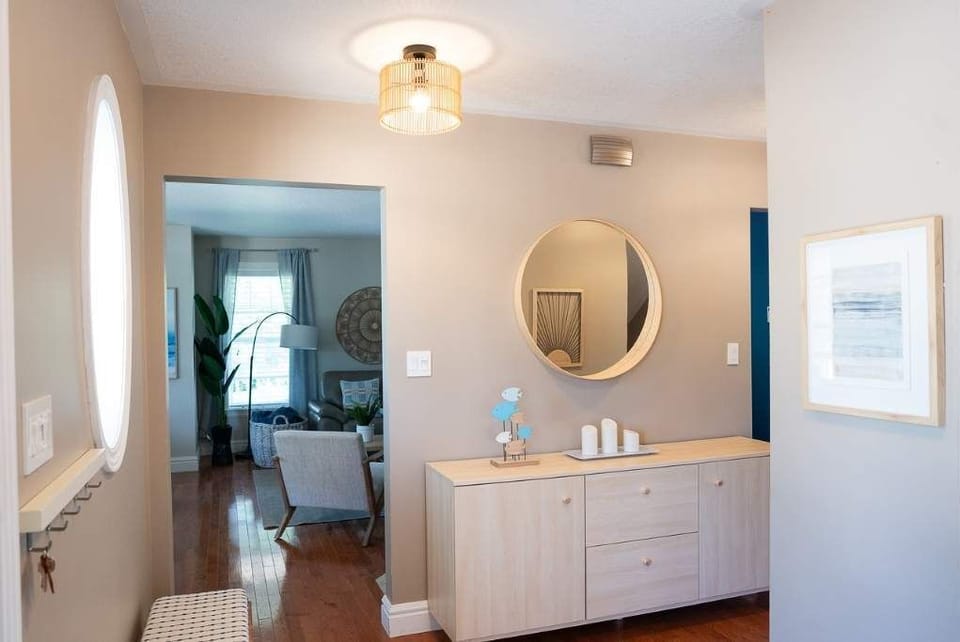 Front Foyer Console