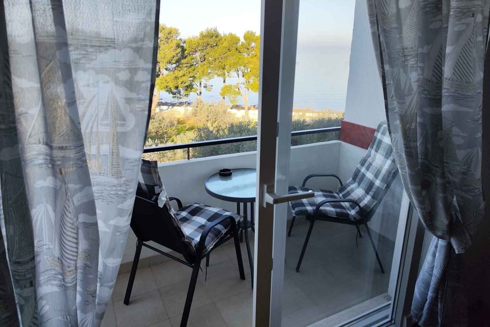 Balcony 1