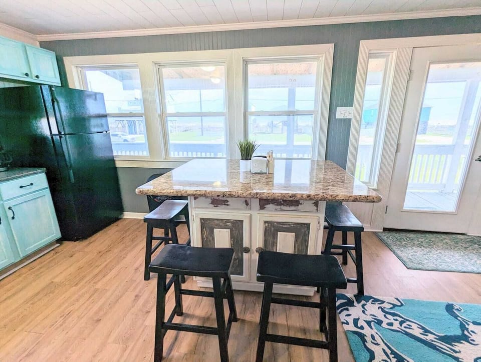 Kitchen Island with Oceanview