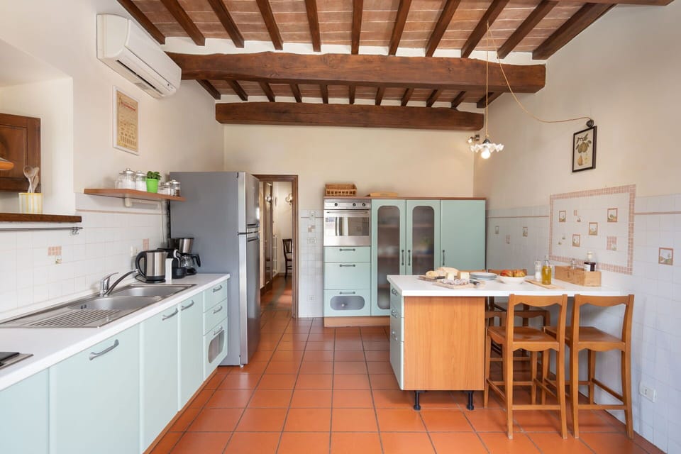 Autumn, Kitchen, Spring, Summer