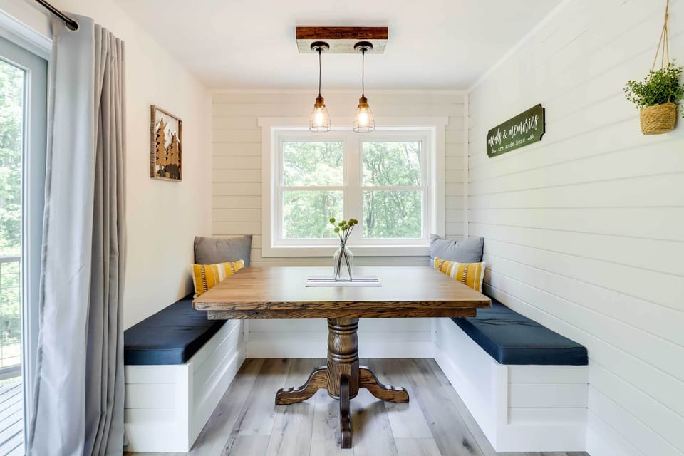Breakfast Nook