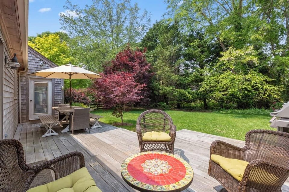 Extra Seating of the Back Porch