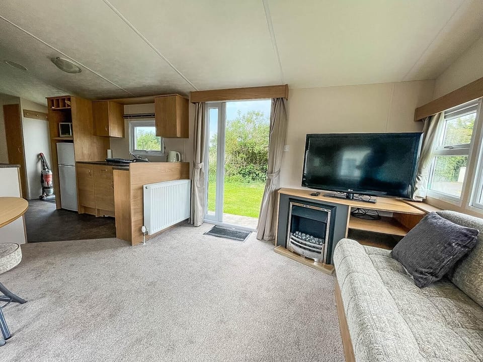 Treat your family on holiday to a memorable stay at Southview Holiday Park, where you can enjoy the comfort of a cosy living room in a caravan and explore the best attractions in Skegness in England.