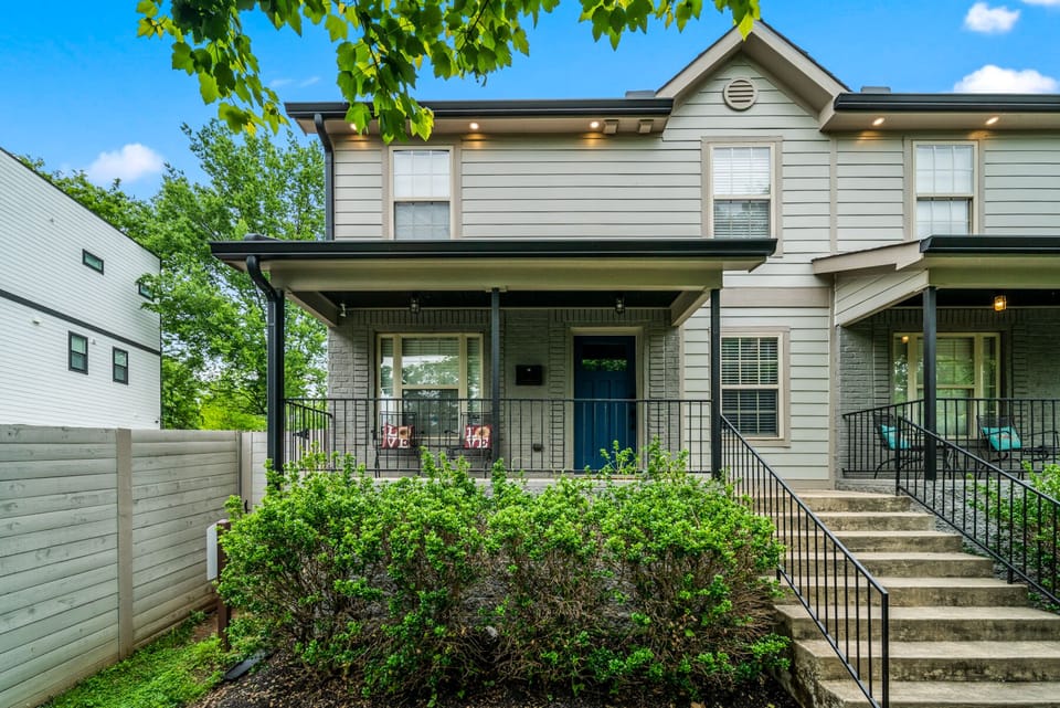 911D 19TH AVE-41