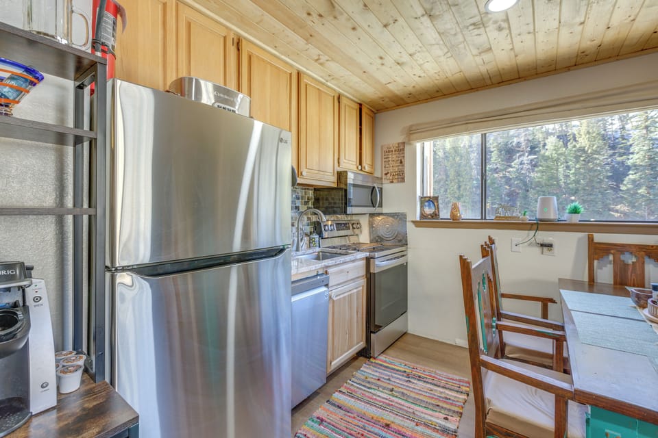 Kitchen | Cooking Basics | Ice Maker | Garbage Disposal