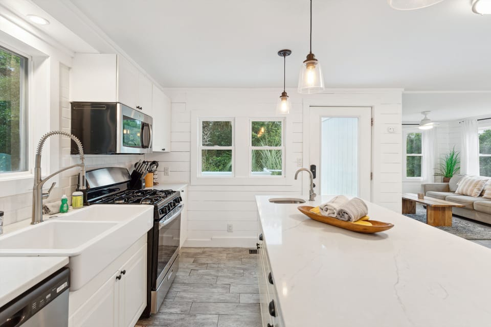 Fully Stocked Kitchen with Large Farm Sink