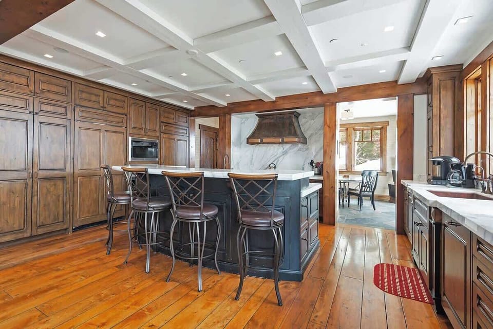 Gourmet Kitchen