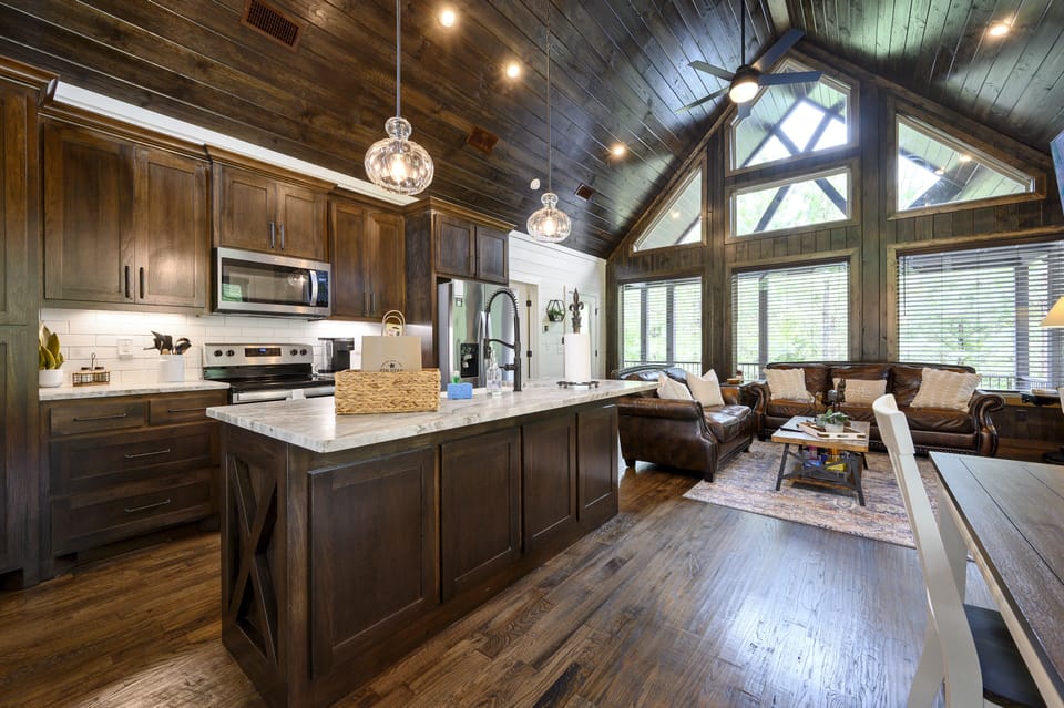 The open floor plan!