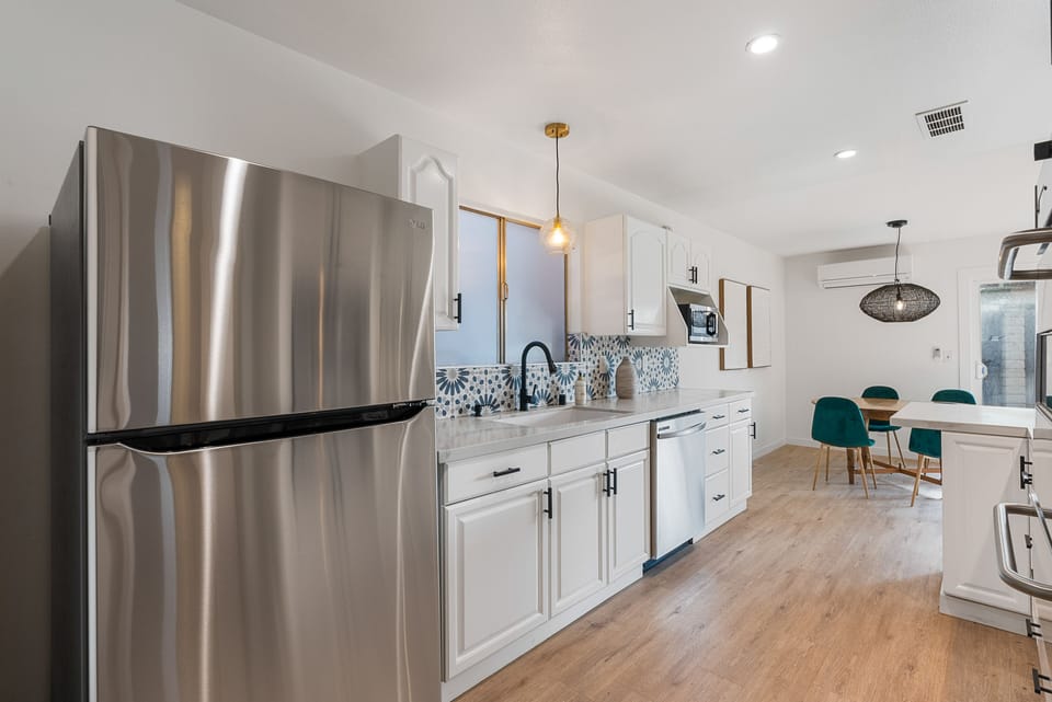 Fully equipped kitchen