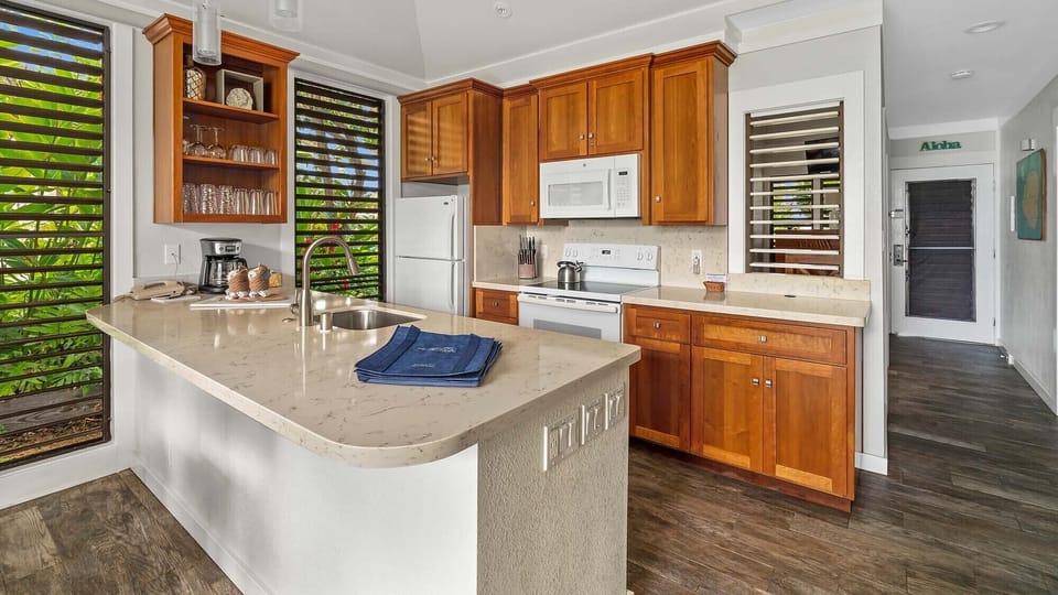 Kiahuna Plantation #183 - Fully Equipped Kitchen - Parrish Kauai