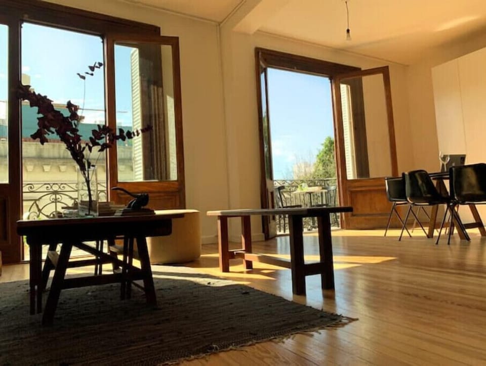 2 big windows for fresh air and spectacular view.