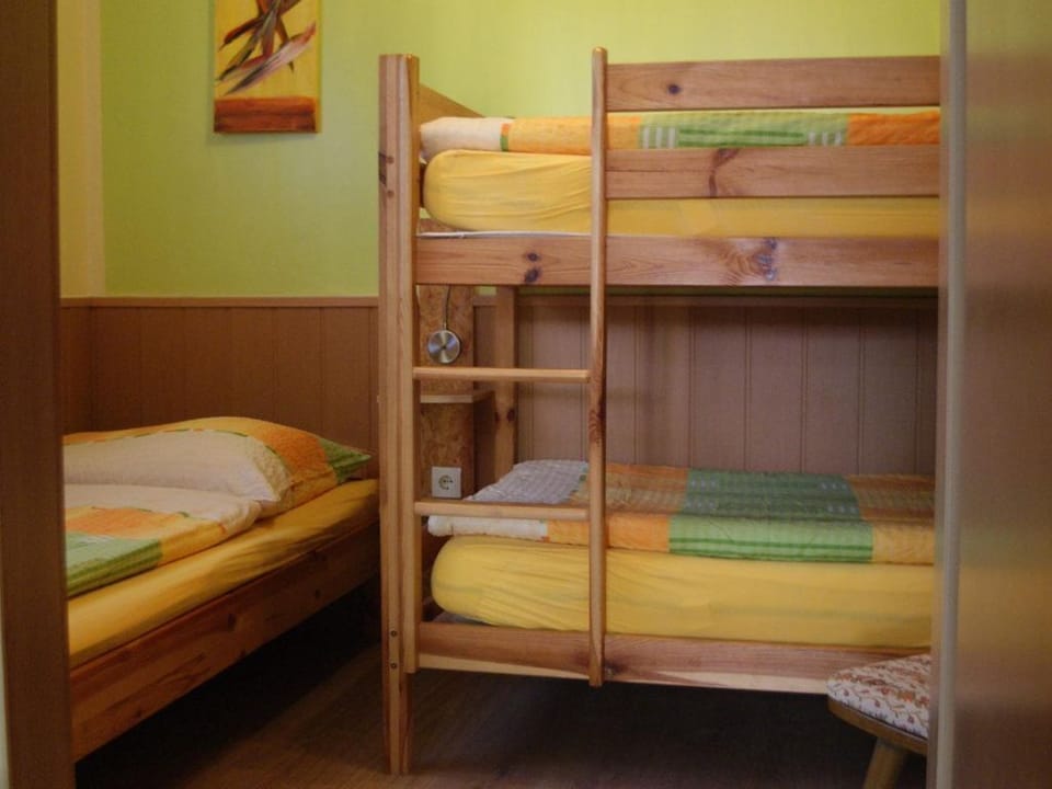 Ferienwohnung 4 - Gartenseitig - Ferienwohnungen Schiller Apartment in Villach