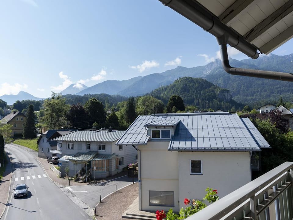 Familienzimmer - Finkensteiner Hof, Dion Hotels & Resorts Gmbh Bed and Breakfast in Villach