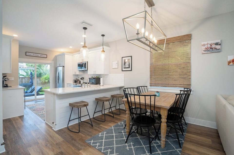Dining Table - 5 seats and Island with 3 seats.