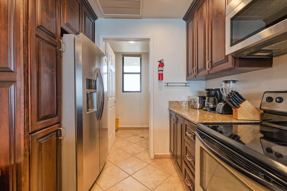 Kitchen (3)