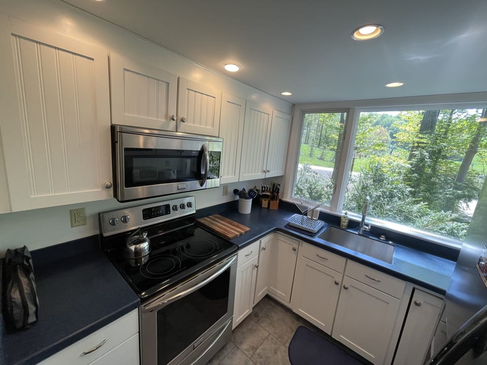 Kitchen with an awesome view!