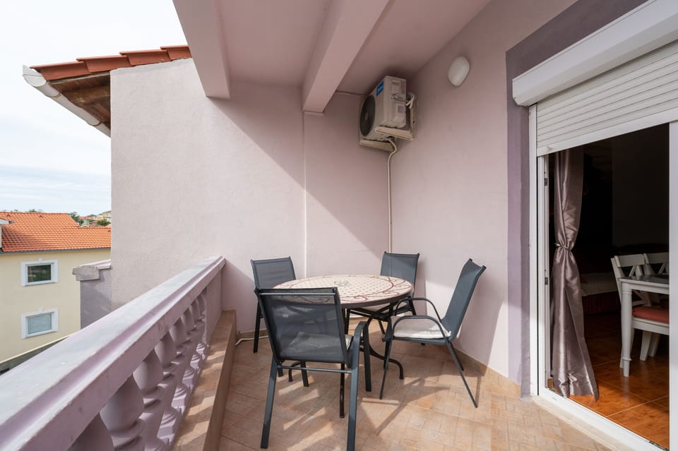 Balcony 1