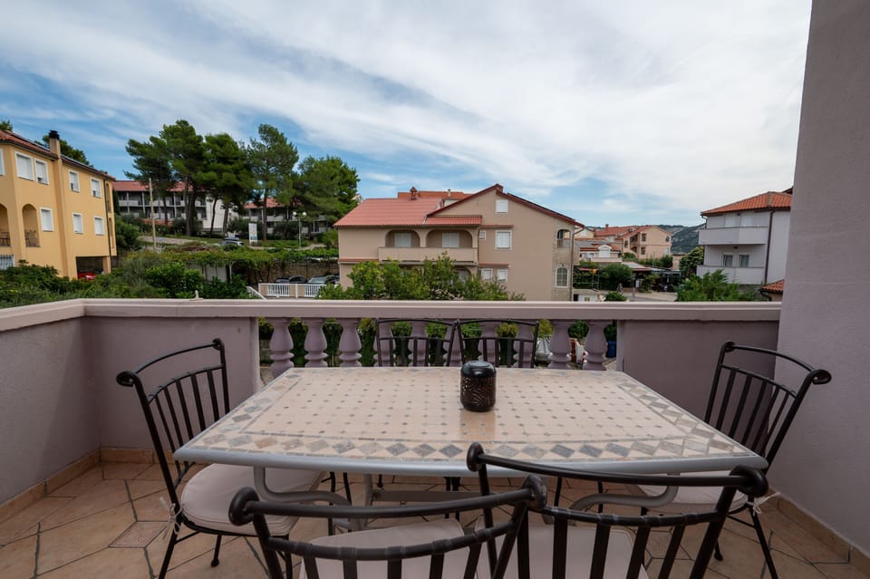 Balcony 1