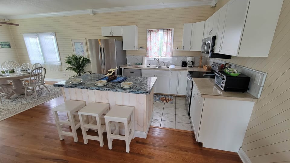 Kitchen (2)