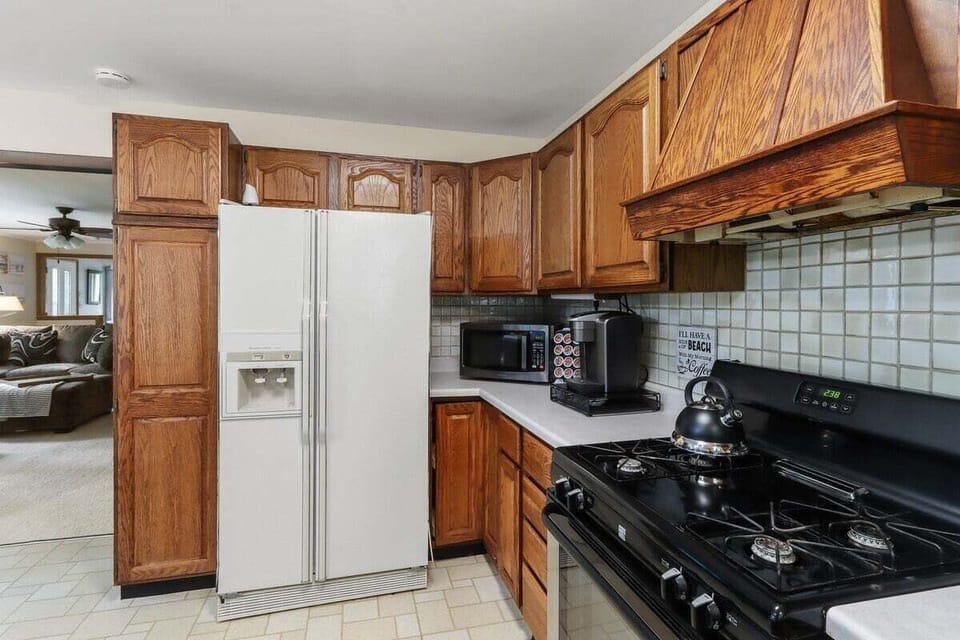 Full Kitchen