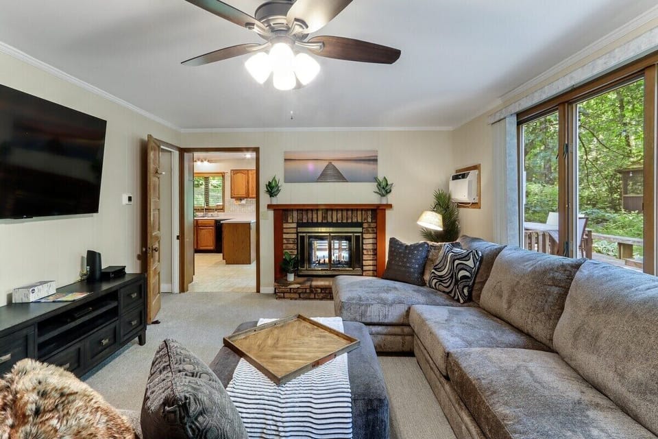 Living Room with Sofa Sleeper