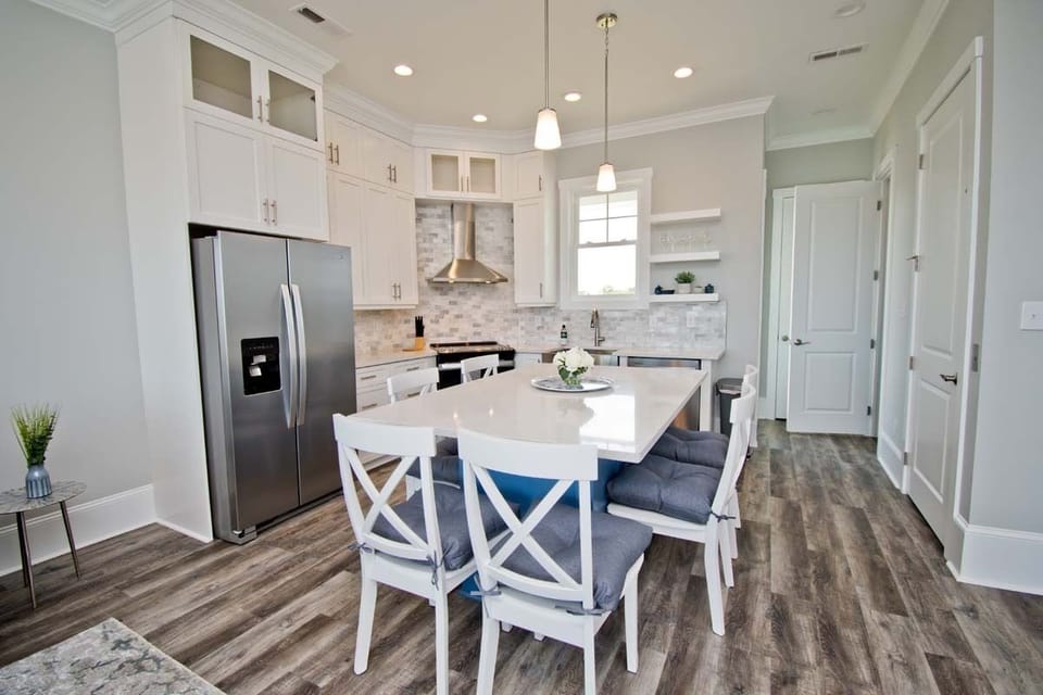 Dining / Kitchen