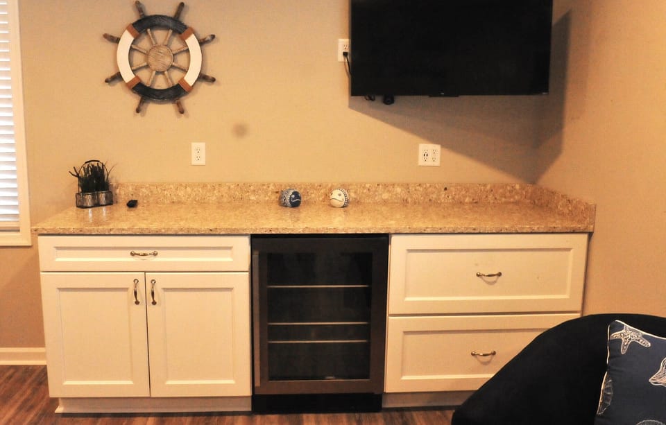 wine cooler and TV area in 2nd master BR
