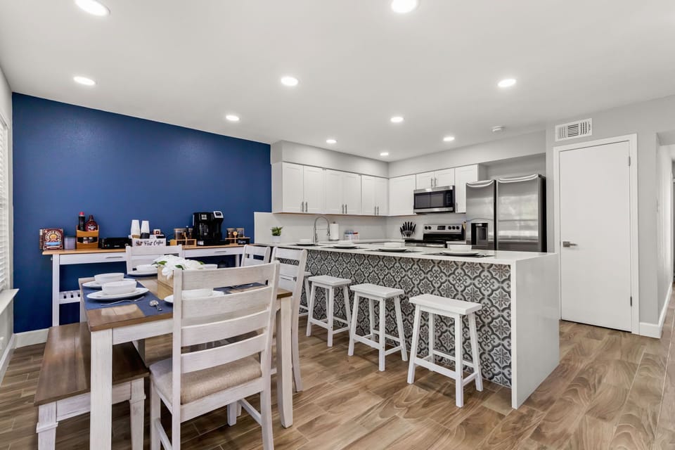 Dine in style and elegance in our beautifully decorated dining room, designed to create a memorable and sophisticated dining experience.