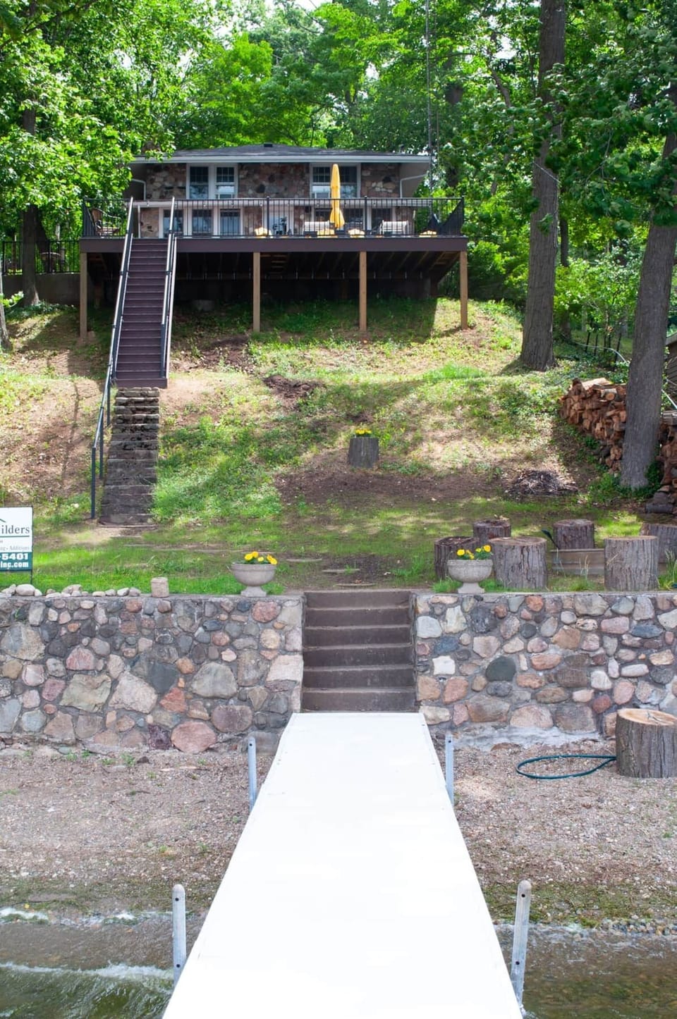 Walkway to Pier Space