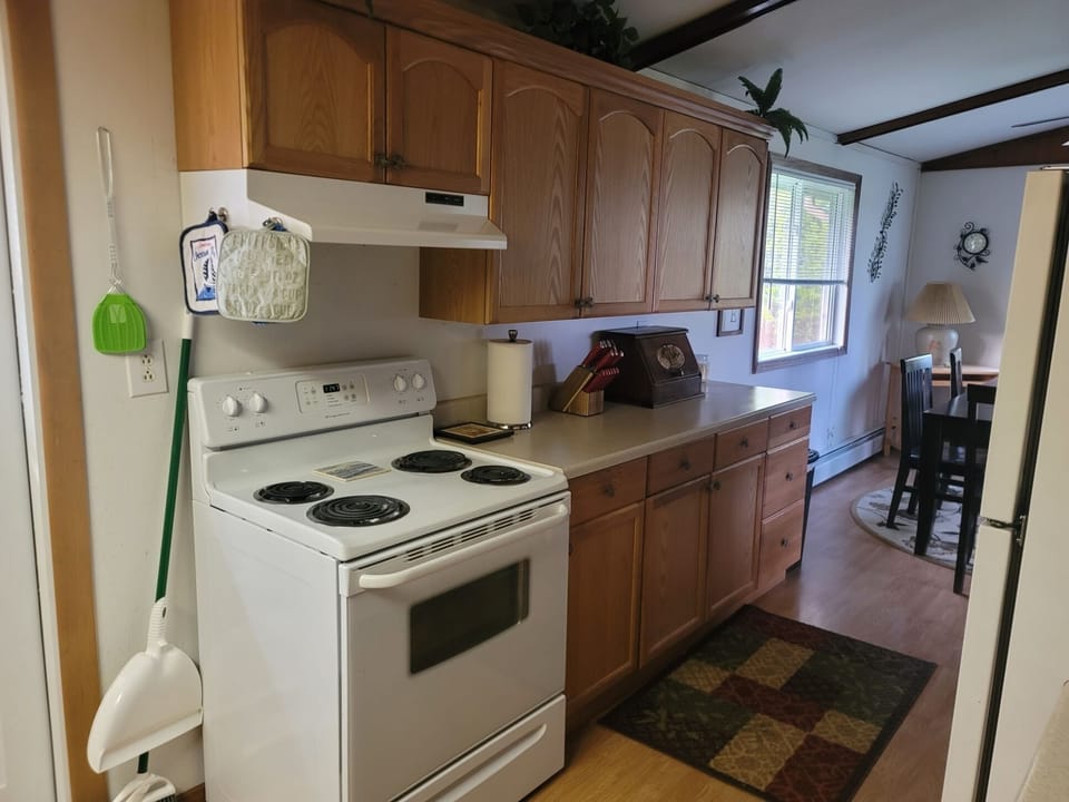 Kitchen stove