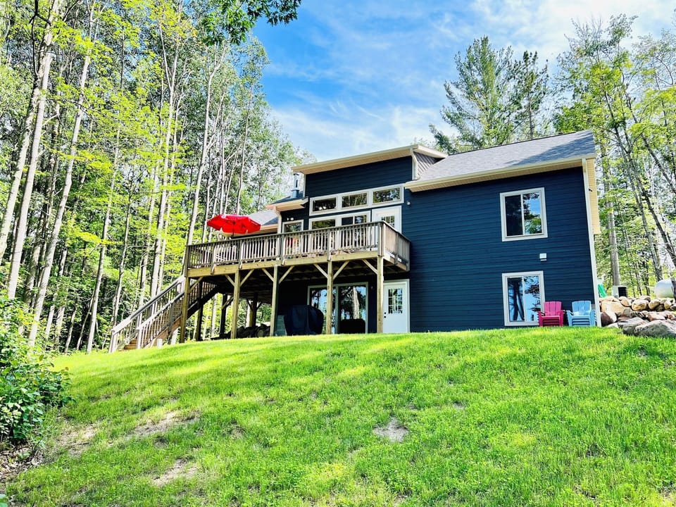 Welcome to Little Sand Lodge!