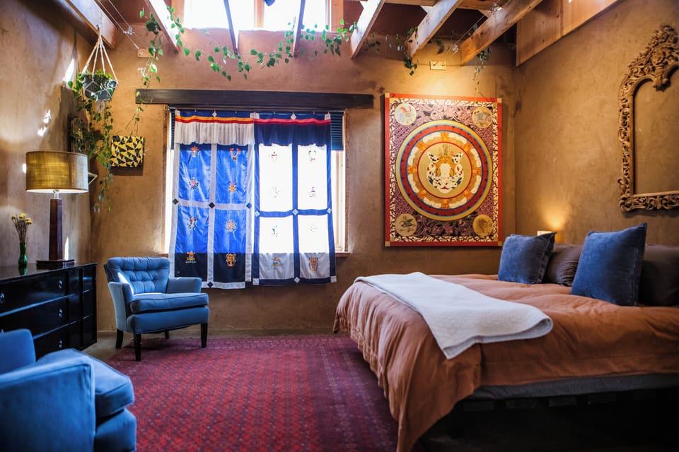 Bedroom #1
Super comfy king size bed, with 100% cotton bedding