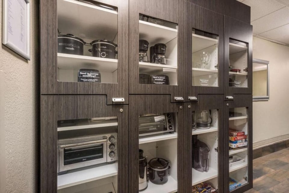 Help yourself to handy kitchen essentials and quick snacks.